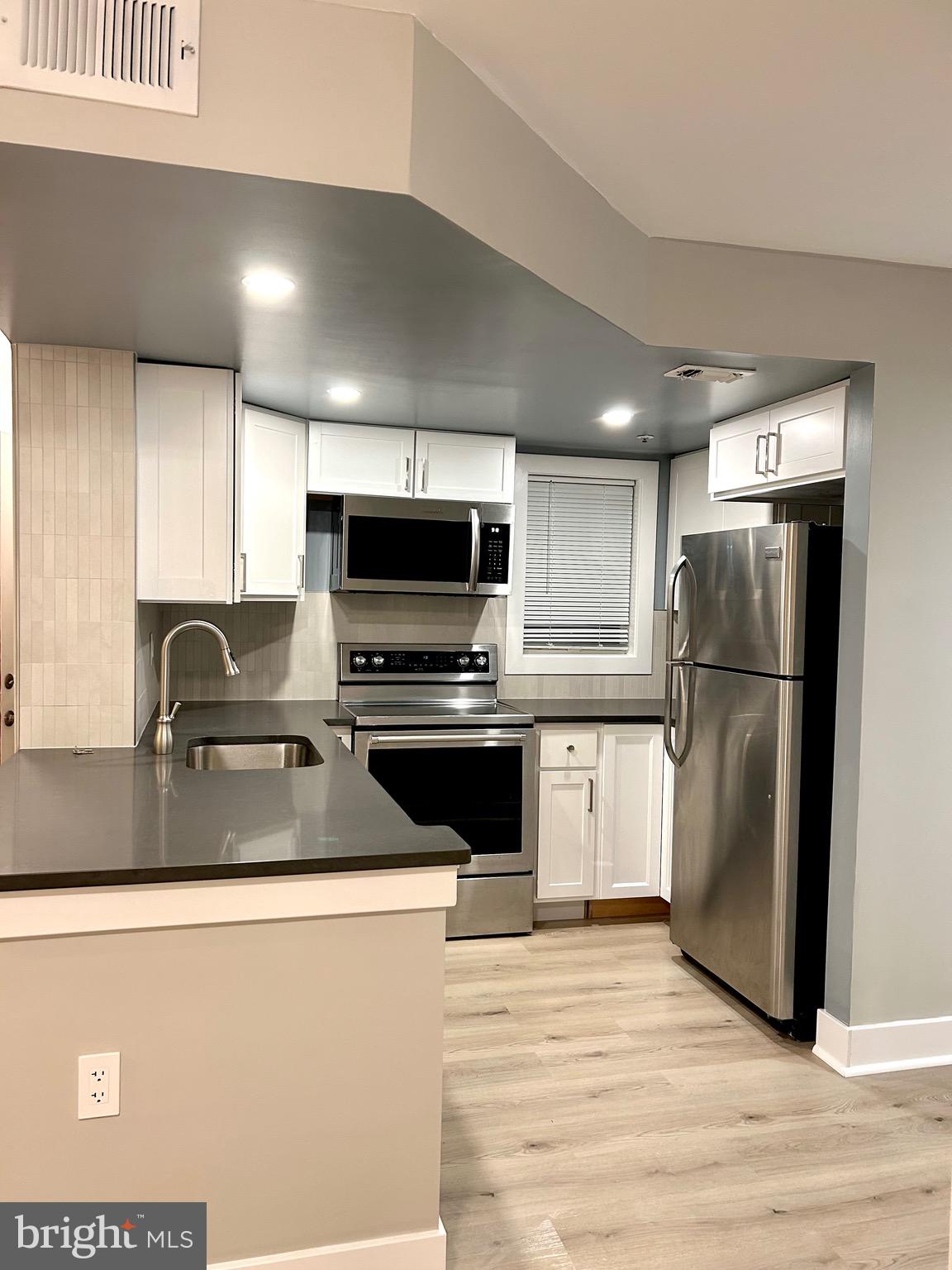 VISTAS AT BOWIE - Residential Lease