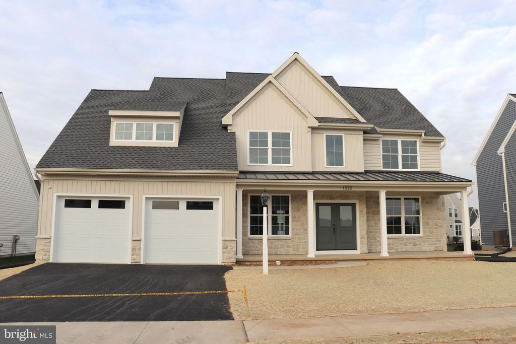 Photo of 1020 Strafford Place #83, LANCASTER, PA 17601 (MLS # PALA2051284)