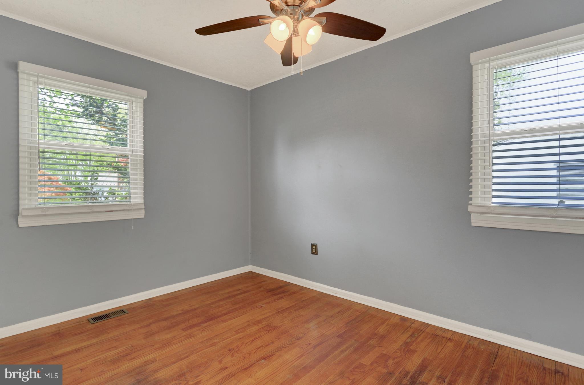 HOWARD PARK - Residential