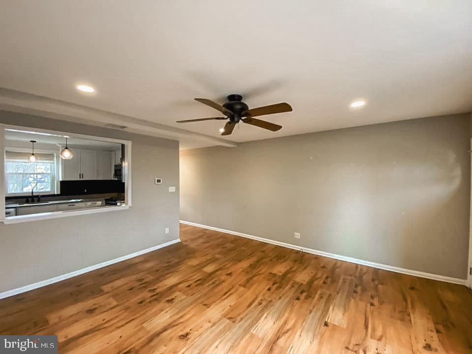 WARWICK VILLAGE - Residential Lease