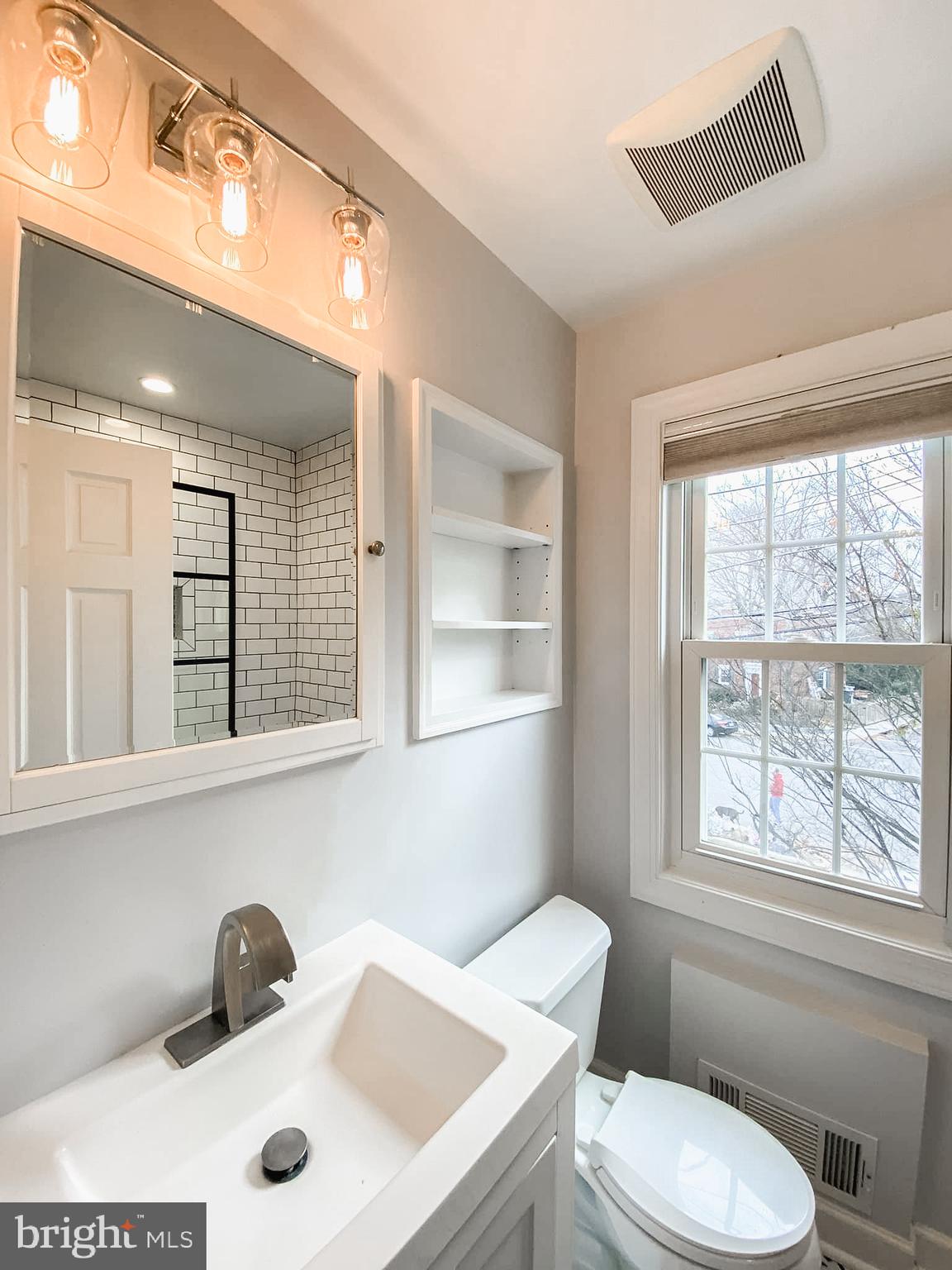 WARWICK VILLAGE - Residential Lease