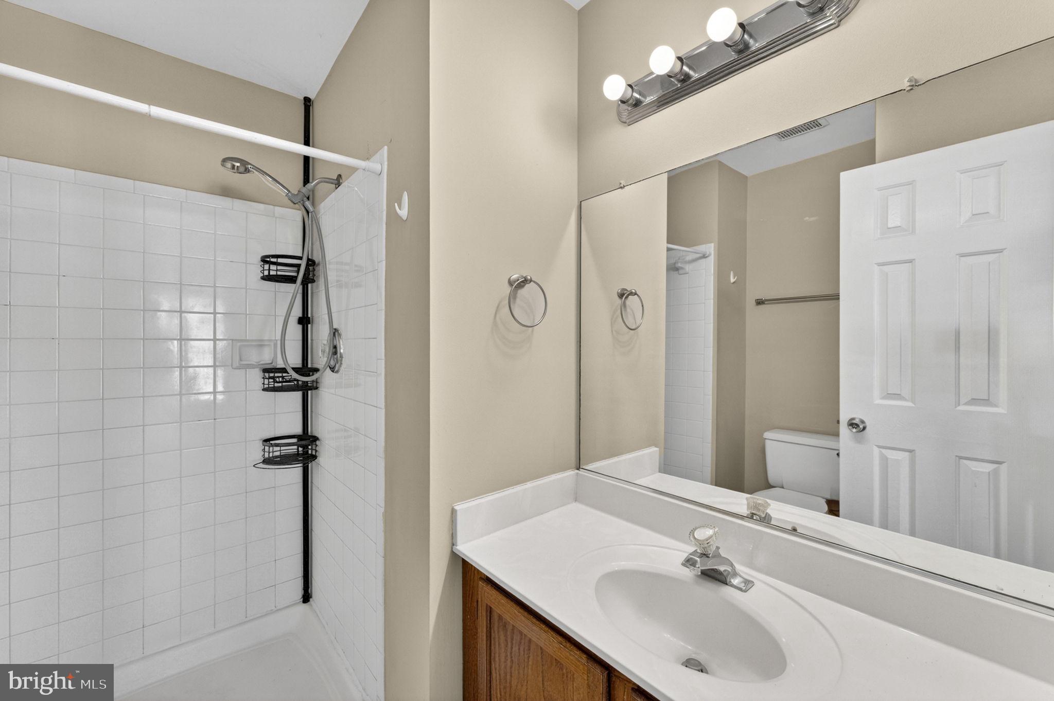 OAK SPRINGS - Residential