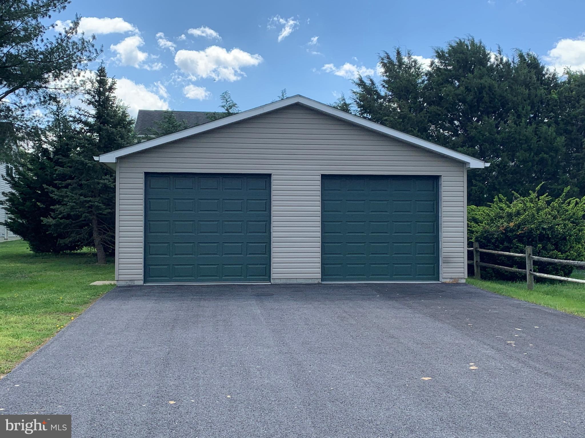 PERRYHALL - Residential