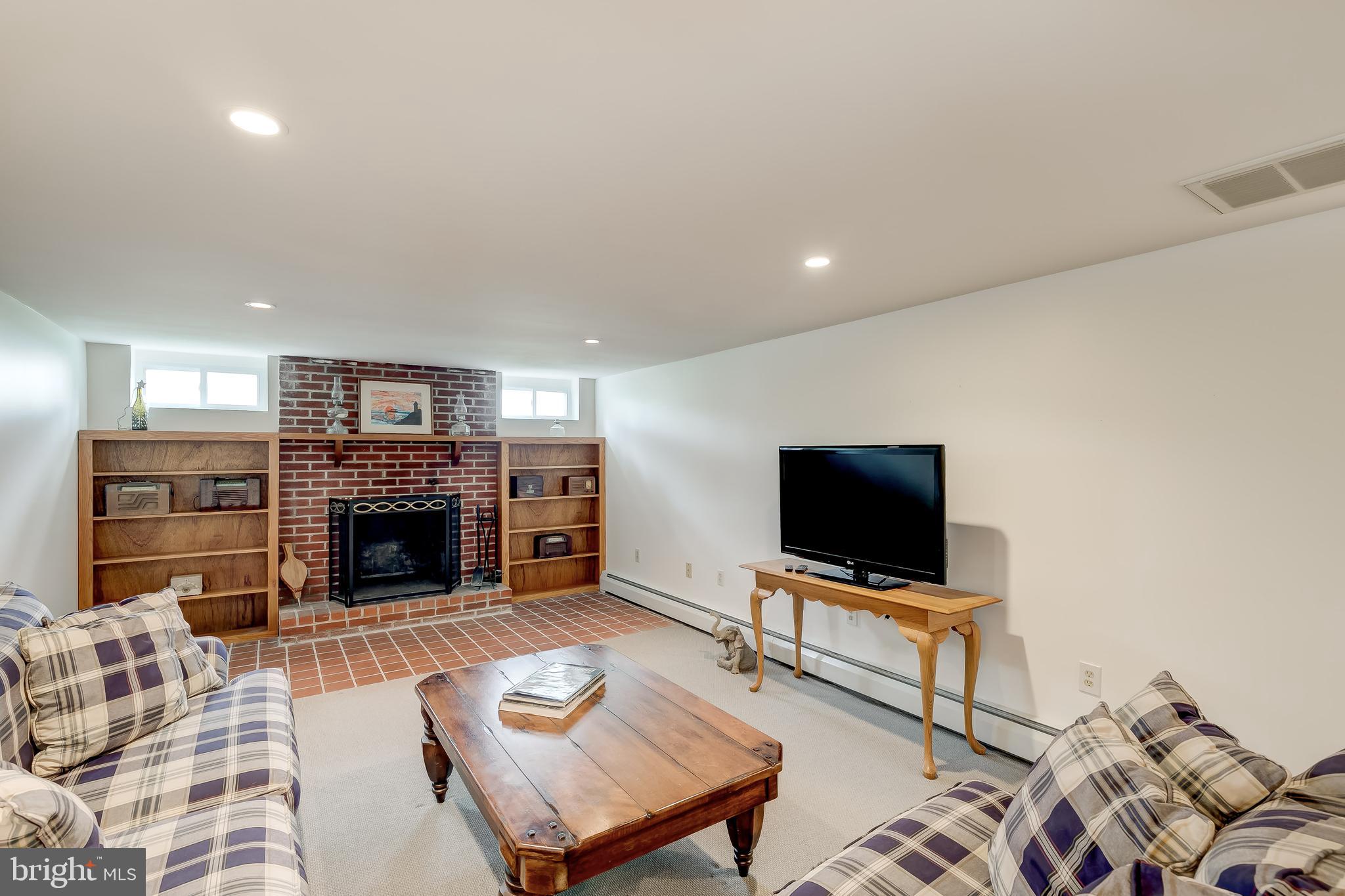 PERRYHALL - Residential