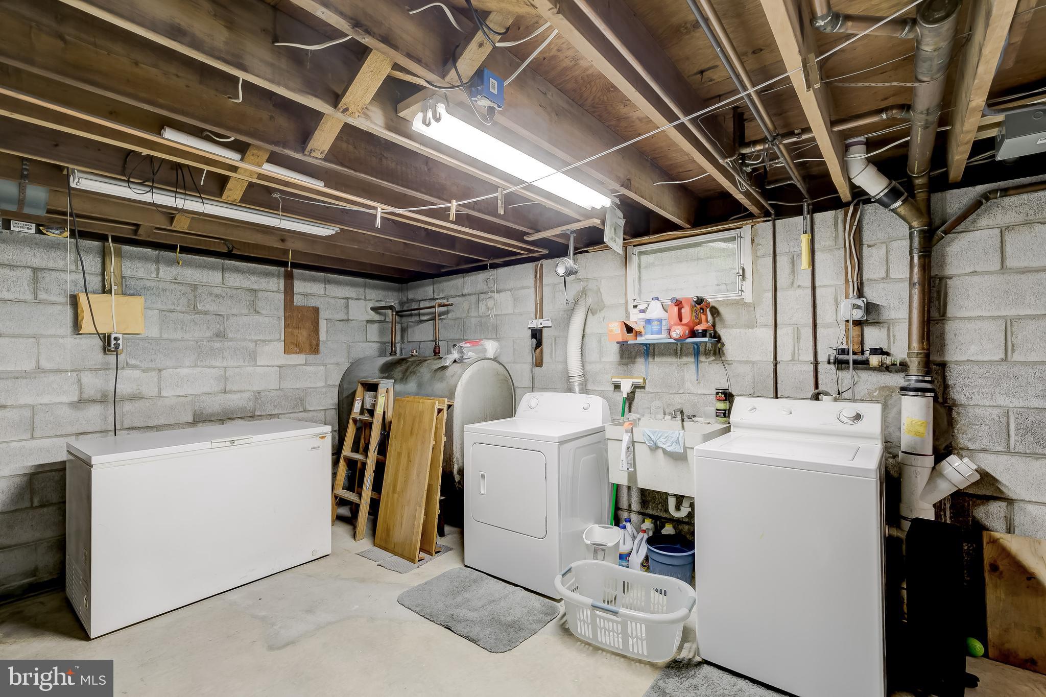 PERRYHALL - Residential