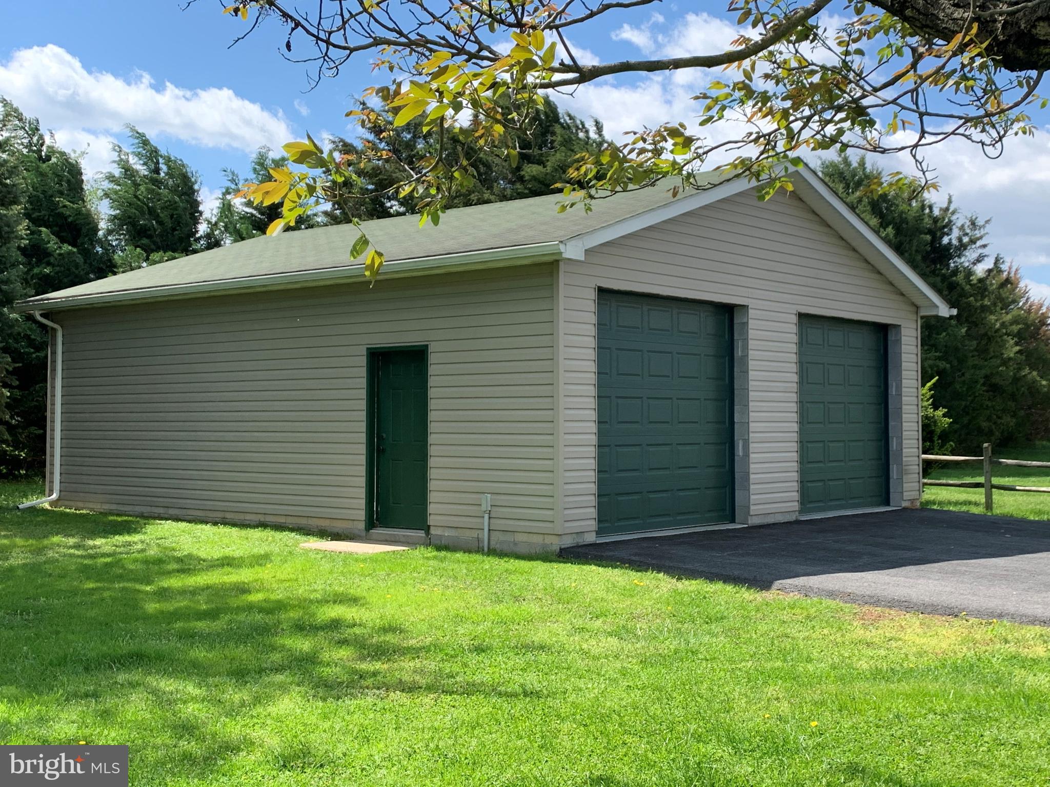 PERRYHALL - Residential