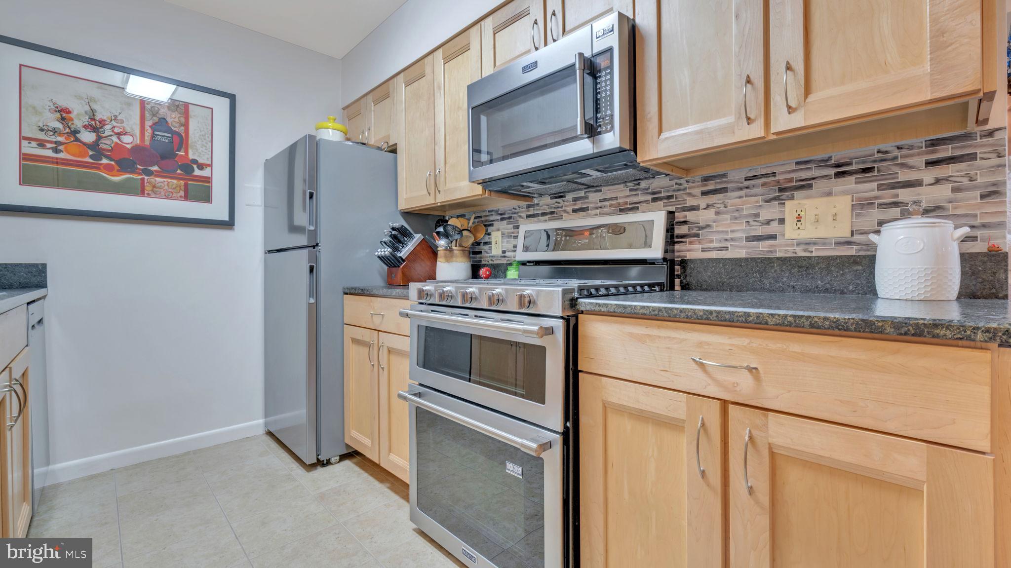 FAIRWINDS ON SEVERN - Residential