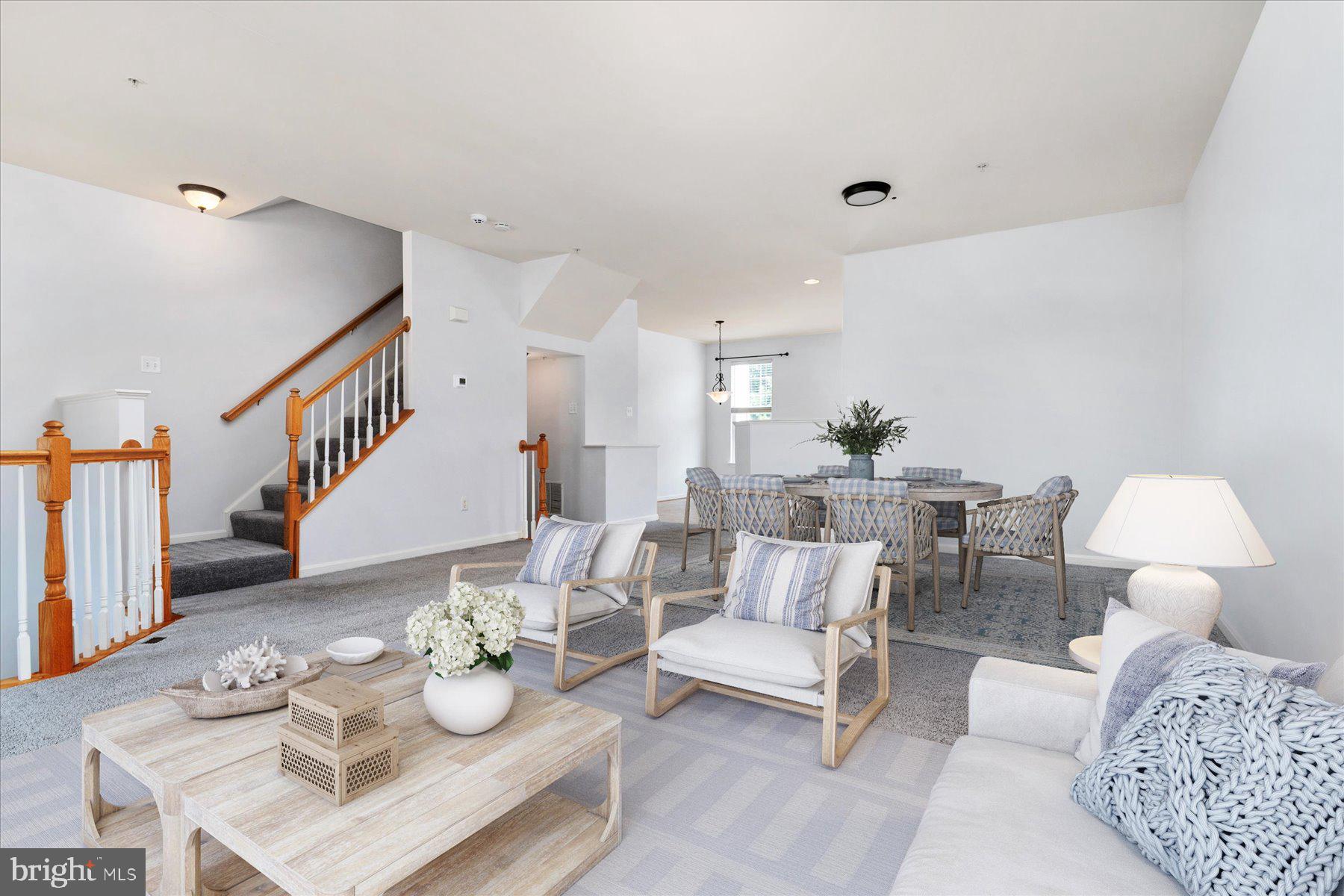 1020 MEANDERING WAY