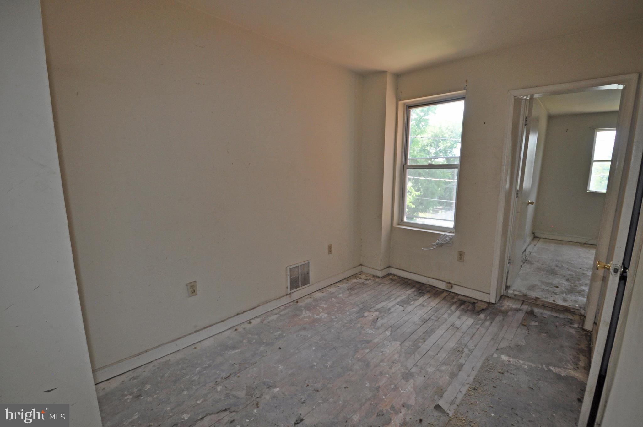 BIDDLE STREET - Residential