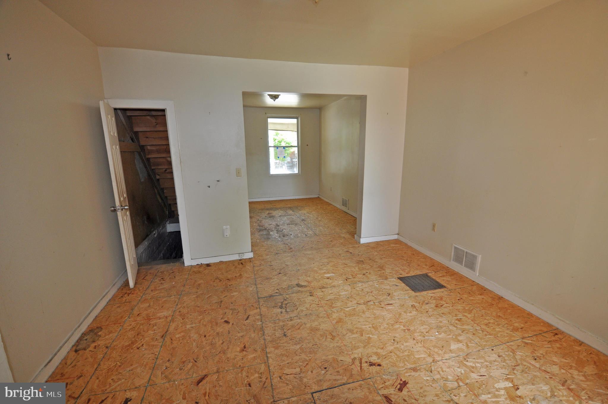 BIDDLE STREET - Residential