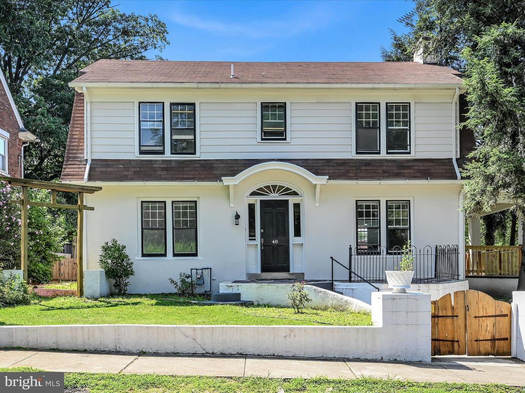 Photo of 48 COTTAGE AVE, LANCASTER, PA 17602 (MLS # PALA2038350)