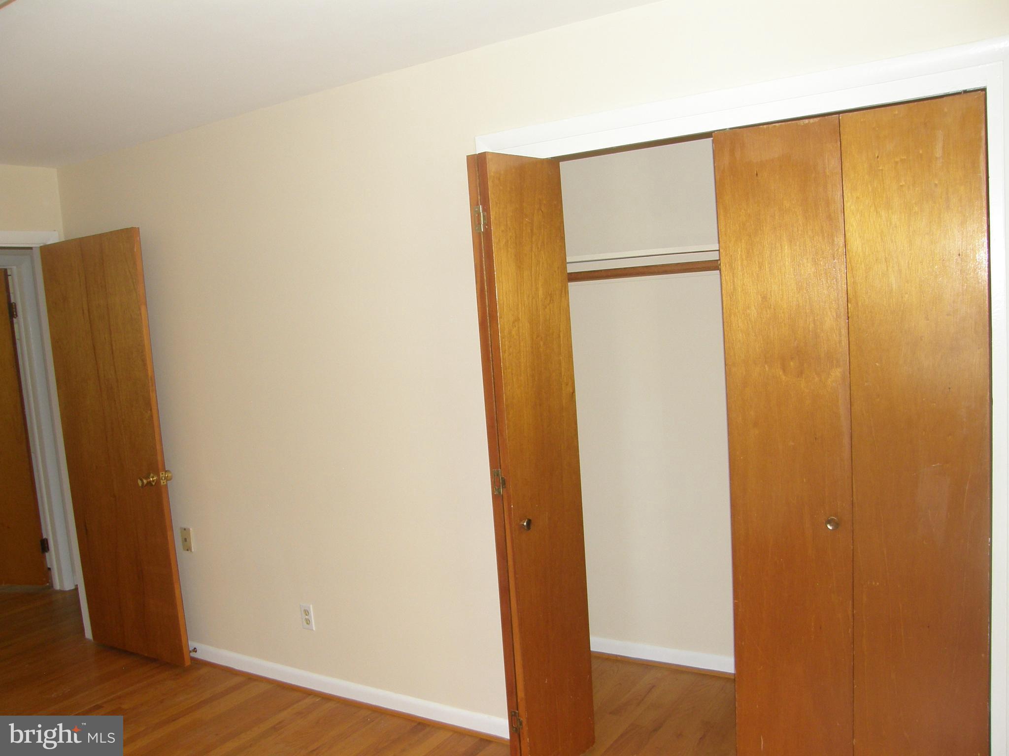 ESPERANZA FARMS - Residential