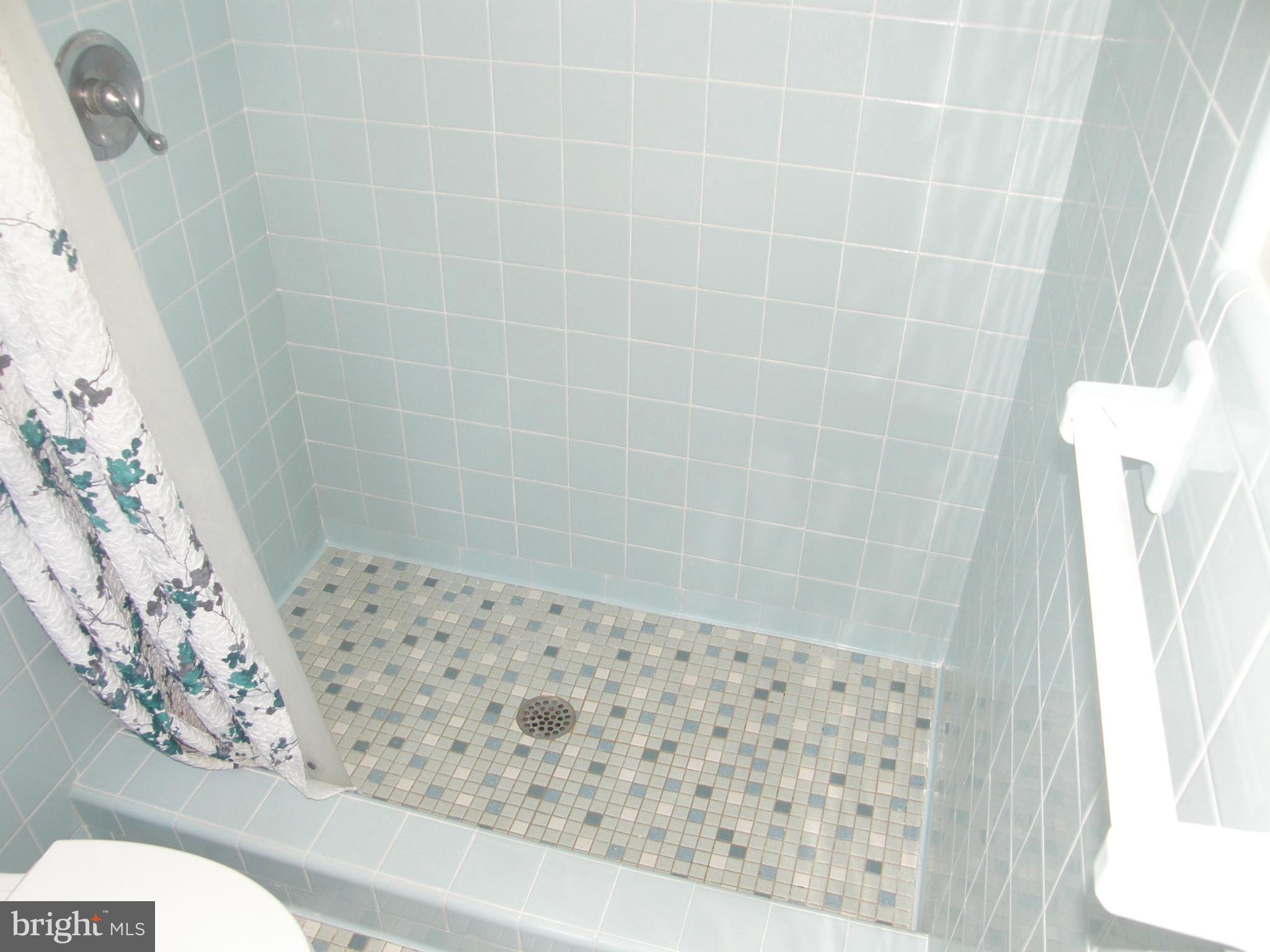 ESPERANZA FARMS - Residential