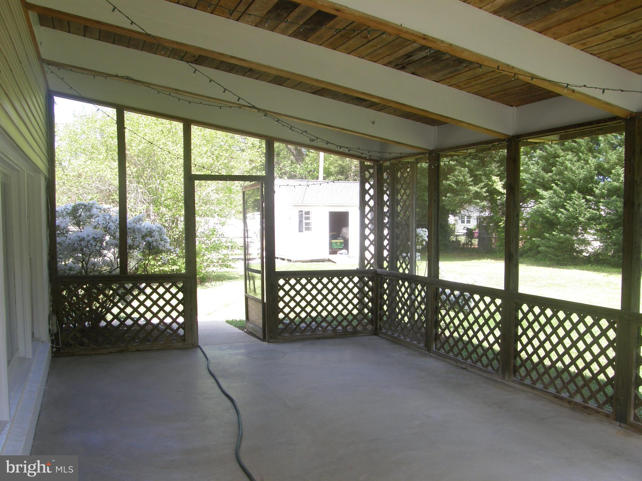 ESPERANZA FARMS - Residential