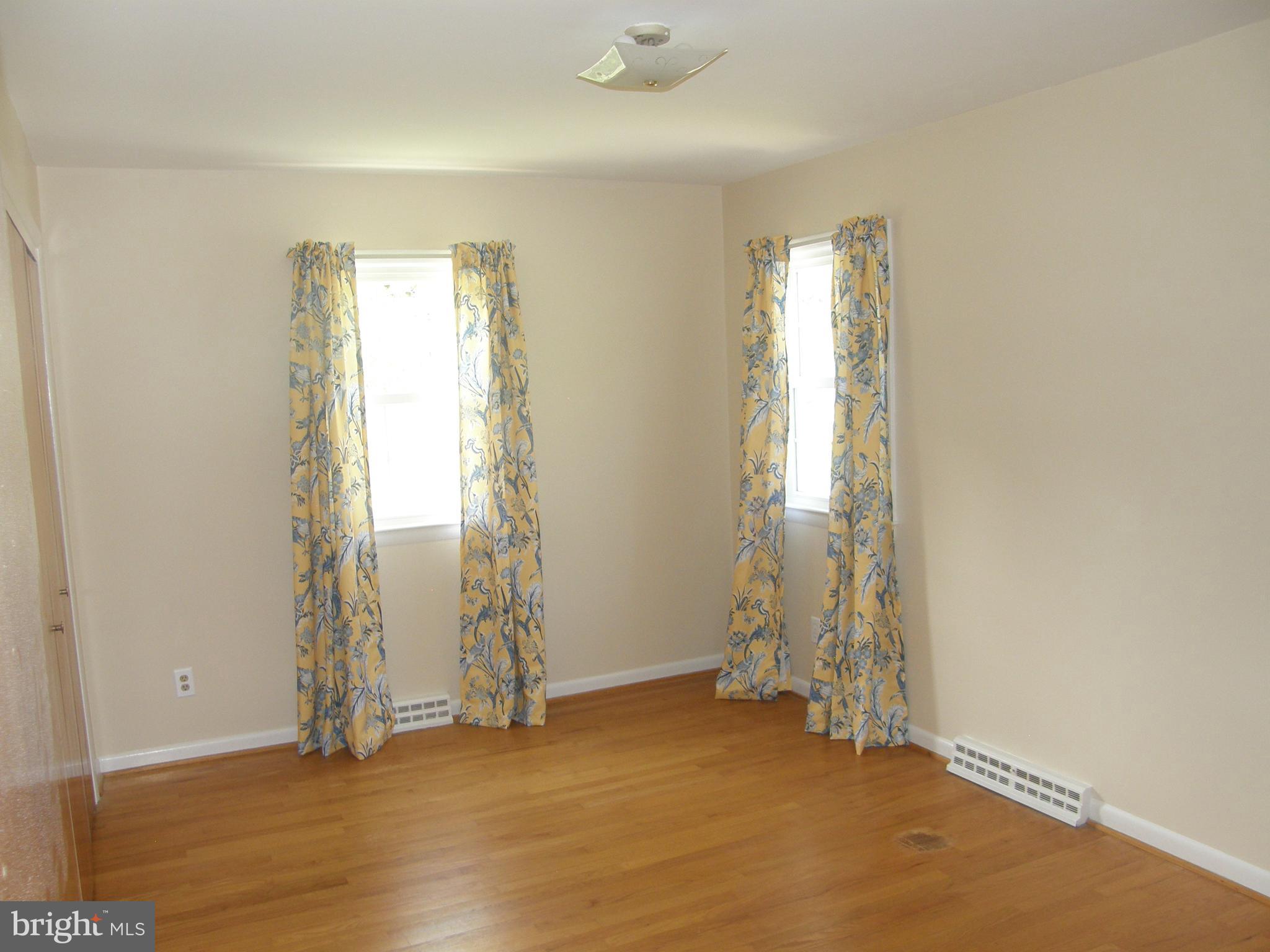 ESPERANZA FARMS - Residential