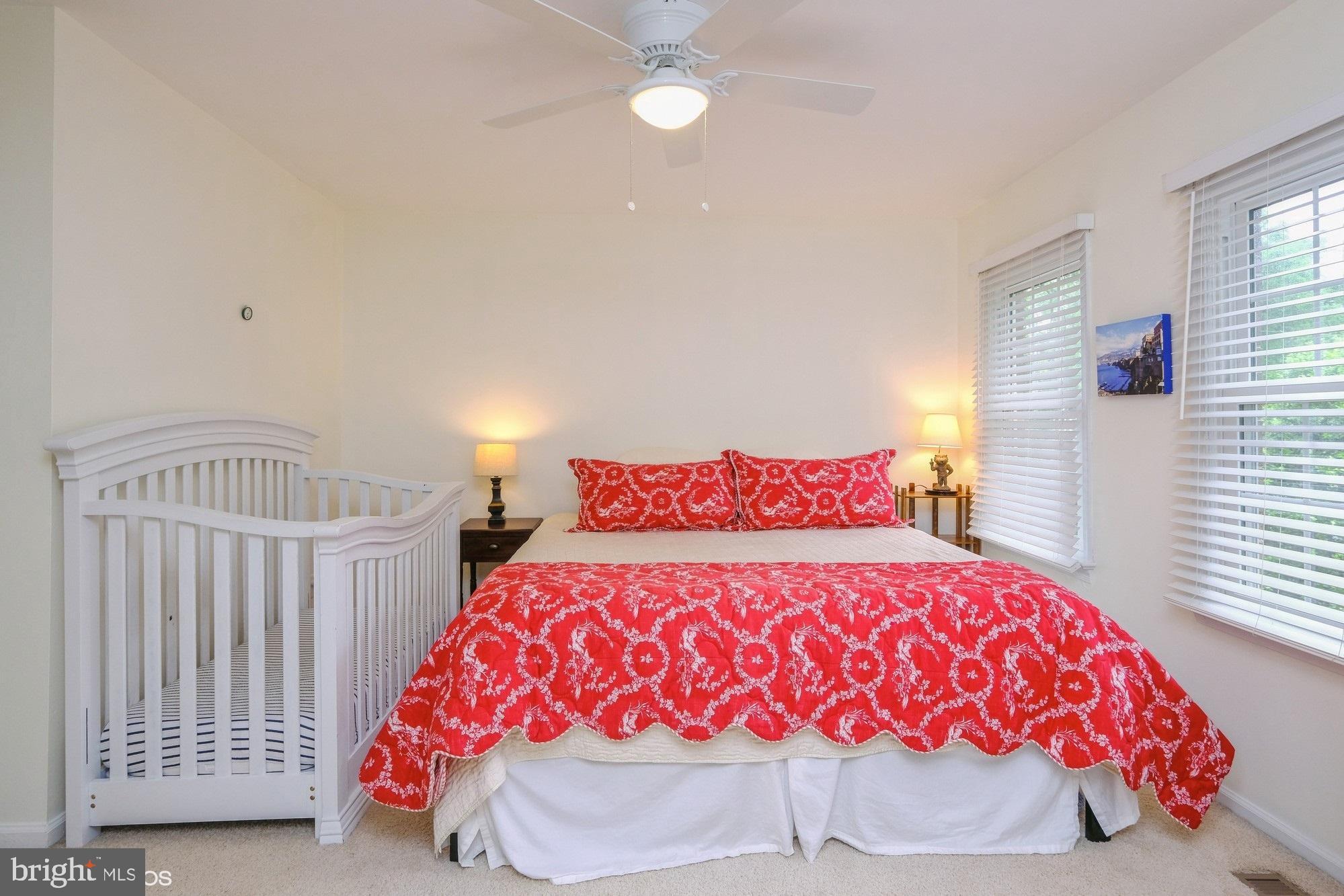 TOWNES OF WAKEFIELD - Residential