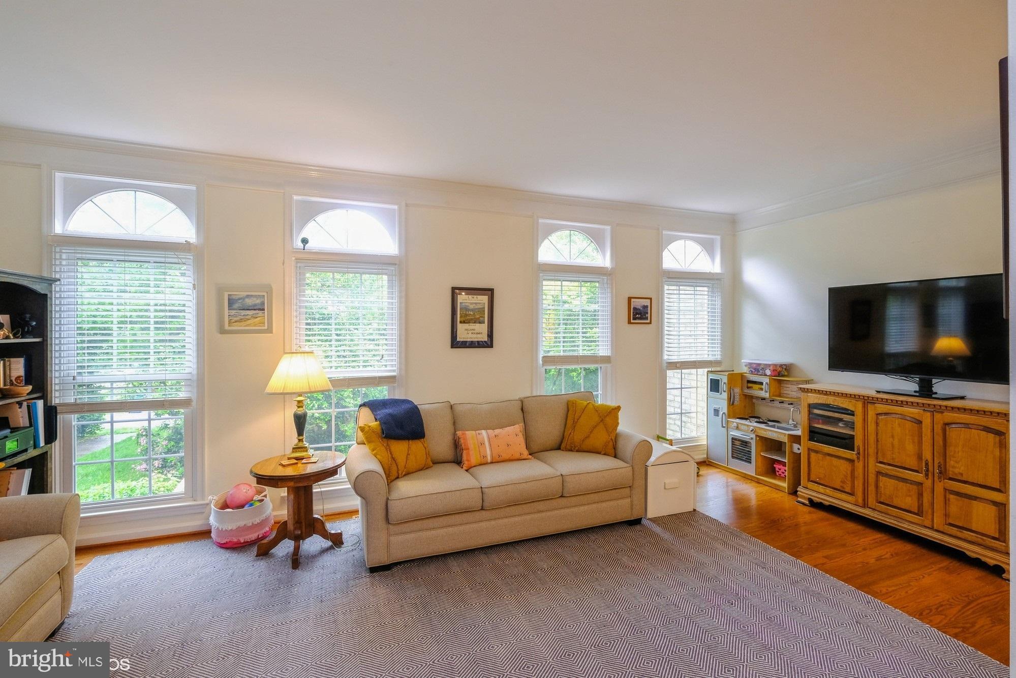 TOWNES OF WAKEFIELD - Residential