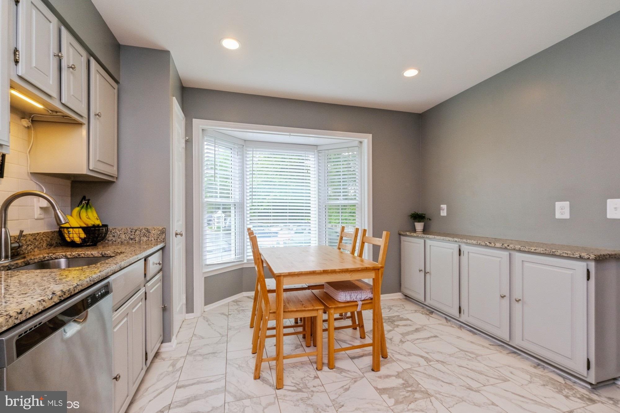 TOWNES OF WAKEFIELD - Residential