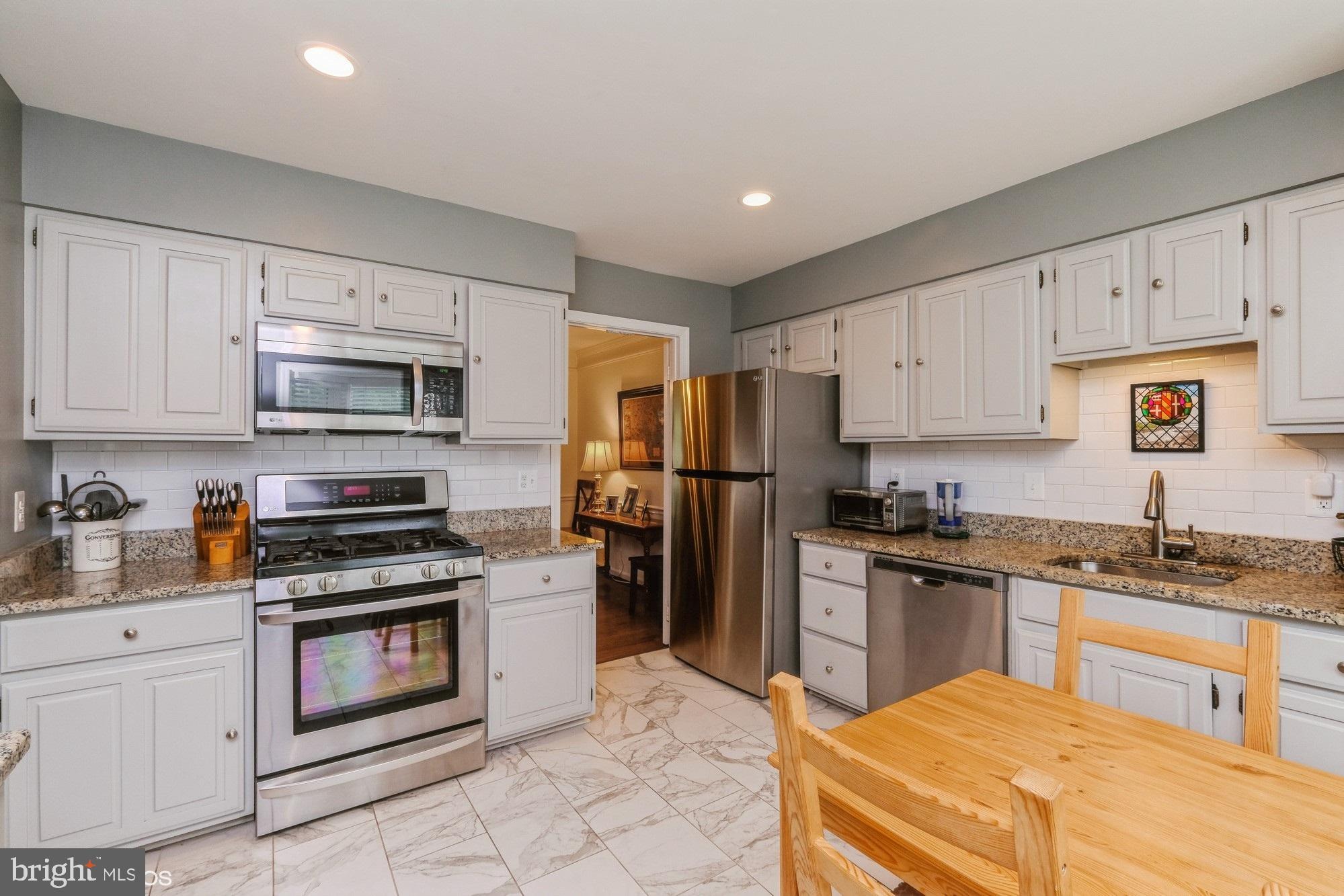 TOWNES OF WAKEFIELD - Residential