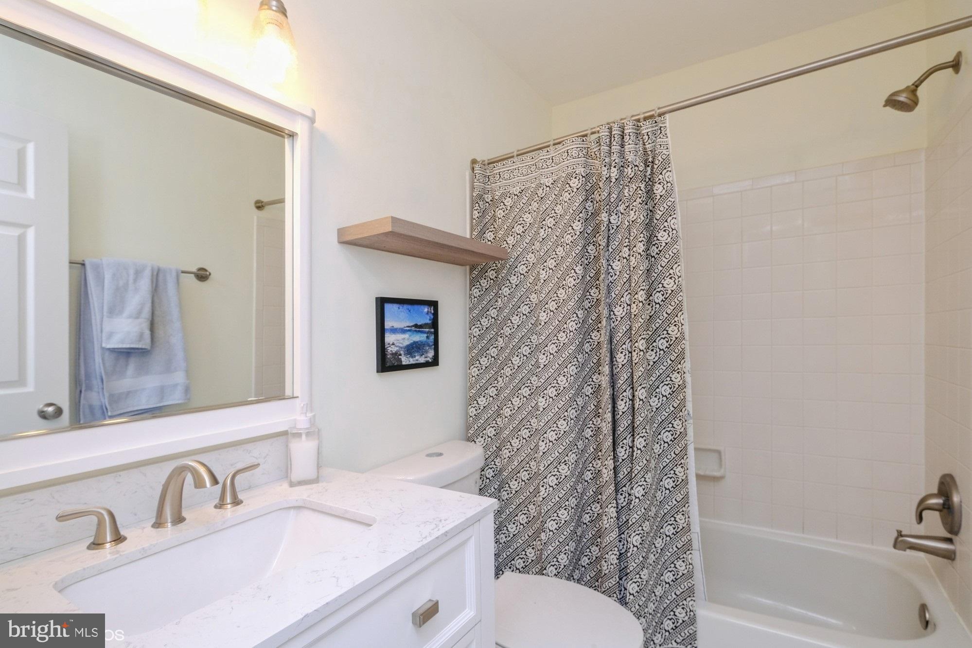 TOWNES OF WAKEFIELD - Residential