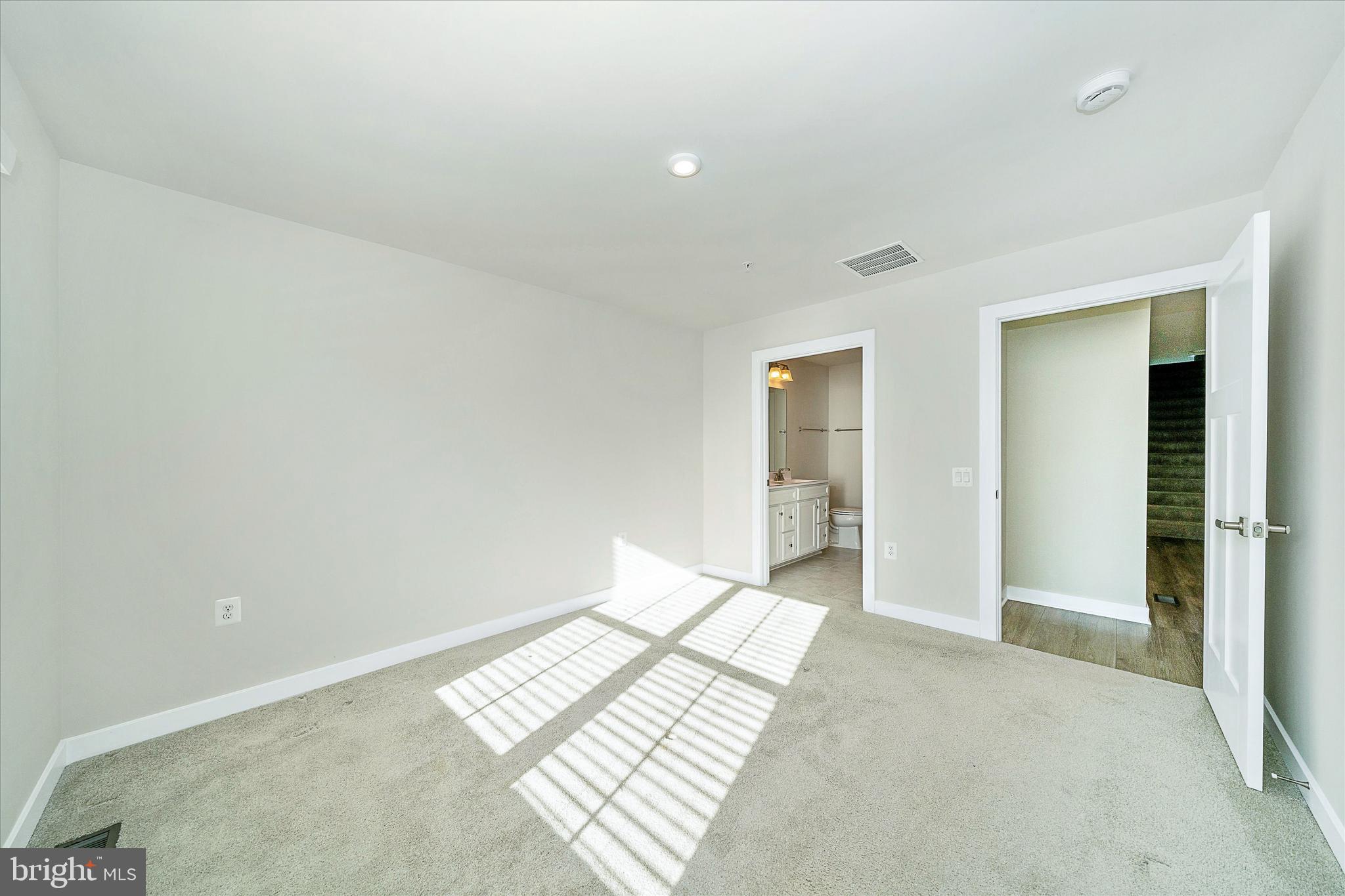 BLOOMFIELDS - Residential