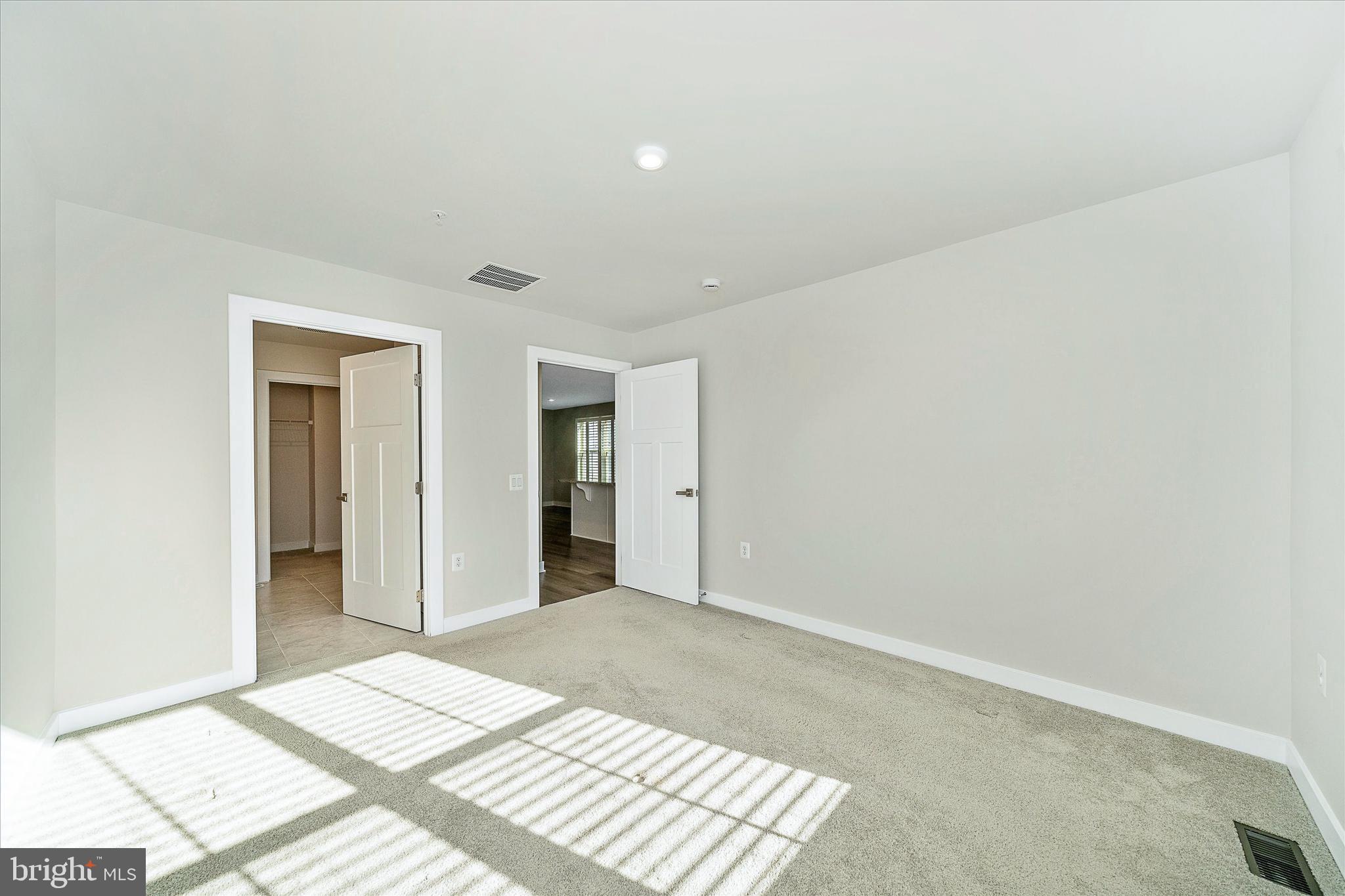 BLOOMFIELDS - Residential