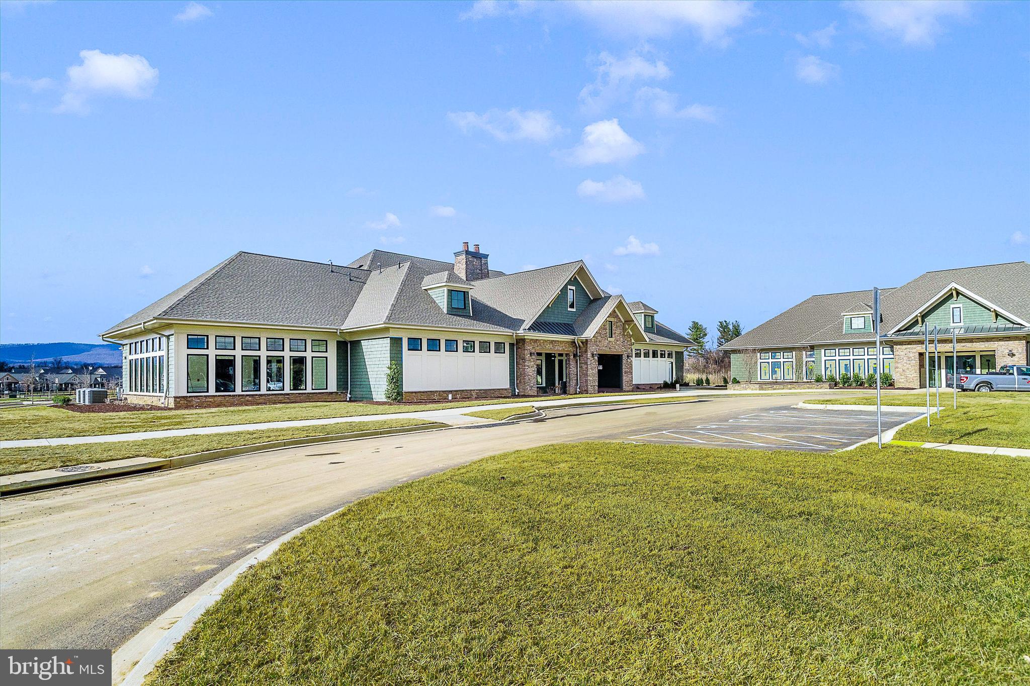 BLOOMFIELDS - Residential