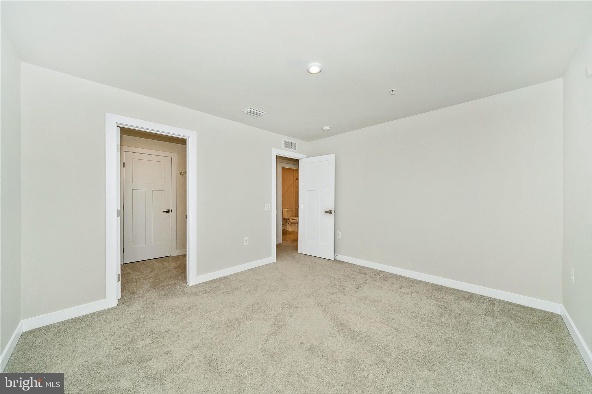 BLOOMFIELDS - Residential