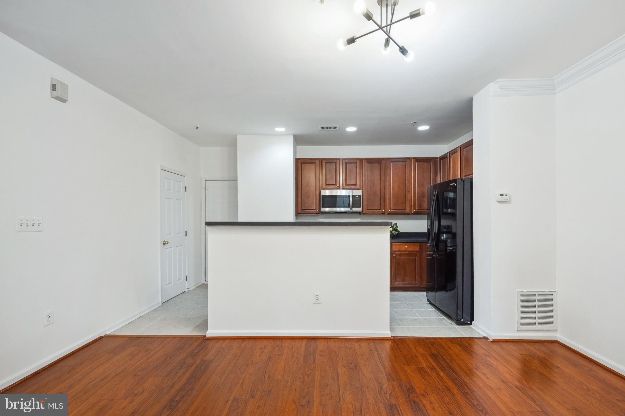 AMBER SPRING CONDOMINIUMS - Residential