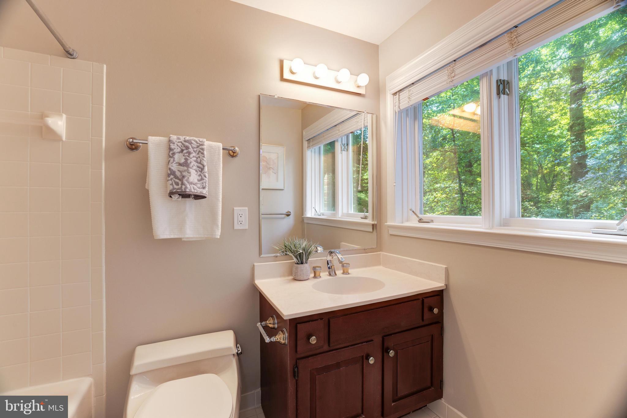 ACREDALE - Residential