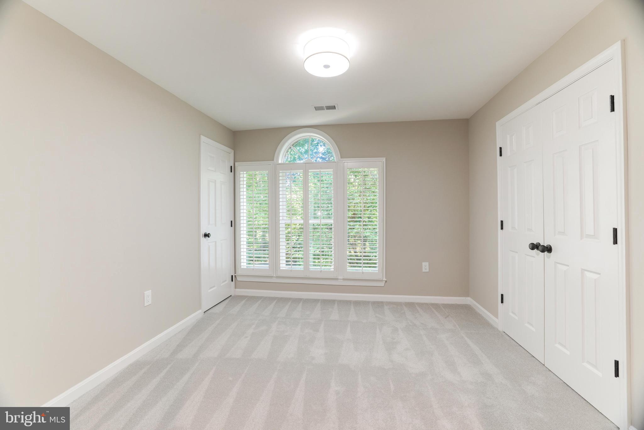 ACREDALE - Residential