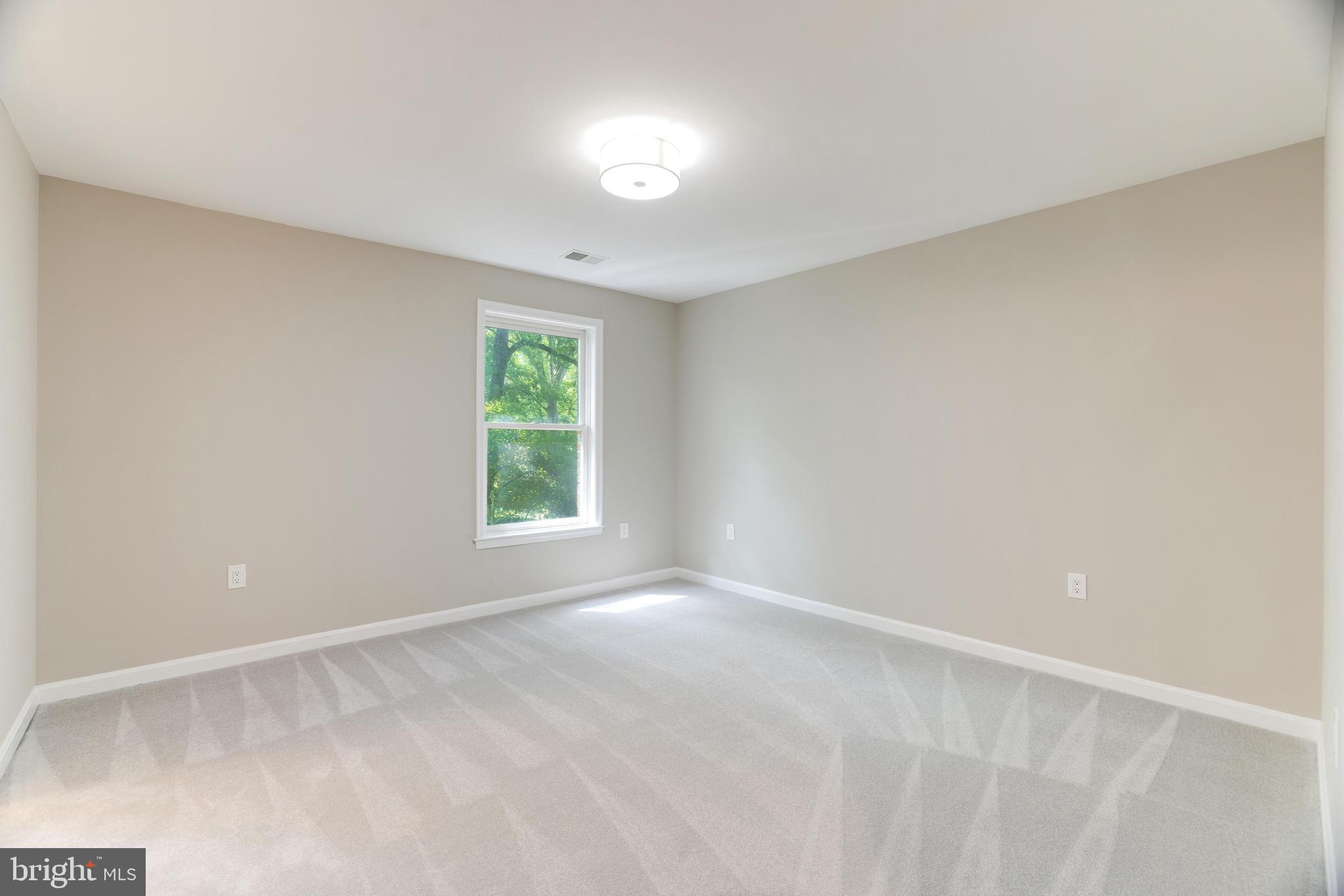 ACREDALE - Residential