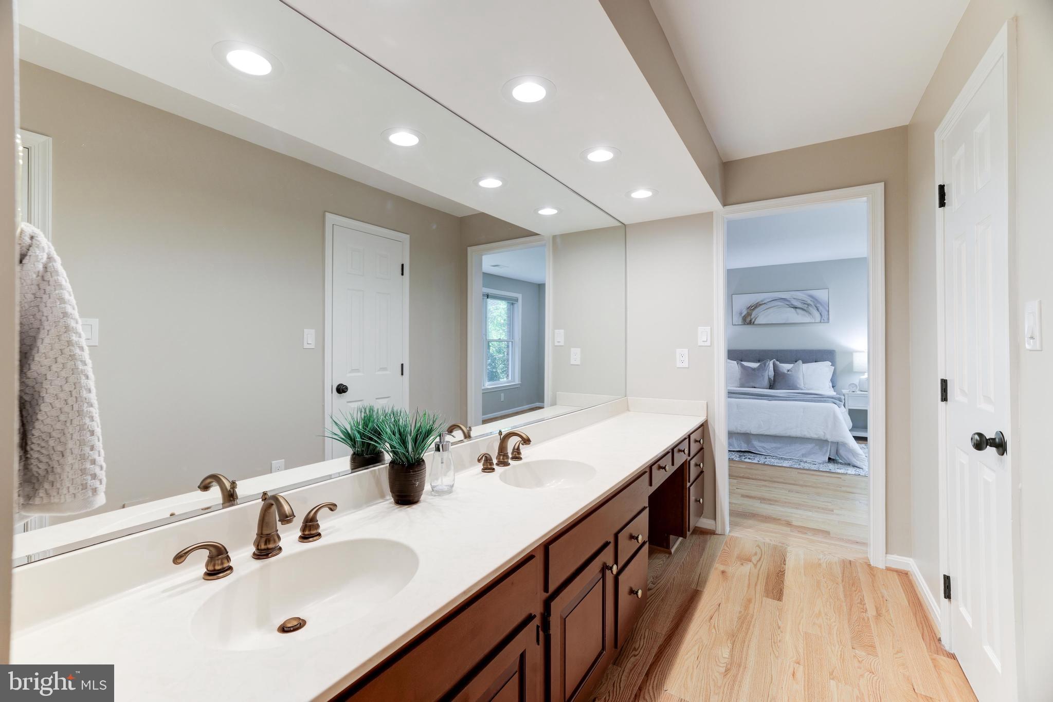 ACREDALE - Residential