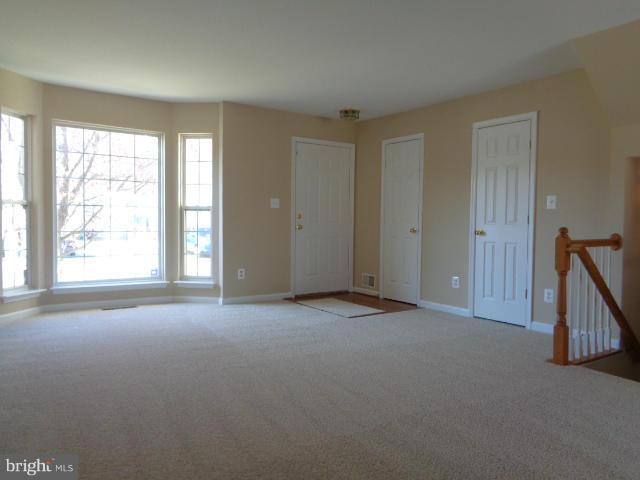 LAKECREST - Residential