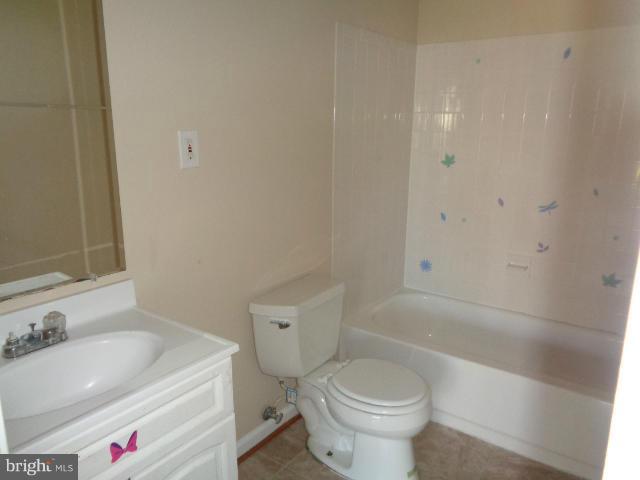 LAKECREST - Residential