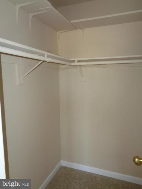 LAKECREST - Residential