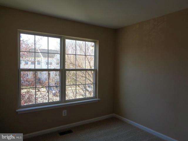 LAKECREST - Residential