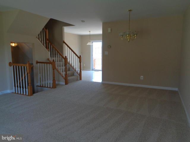 LAKECREST - Residential