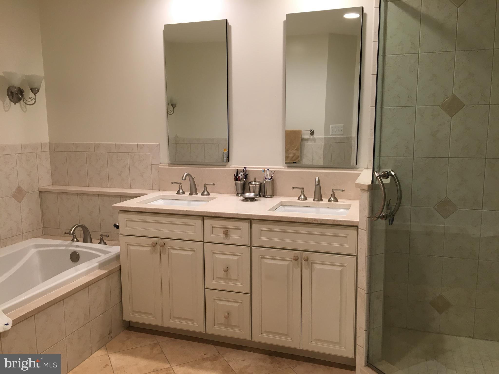 TIMBERLAWN - Residential Lease