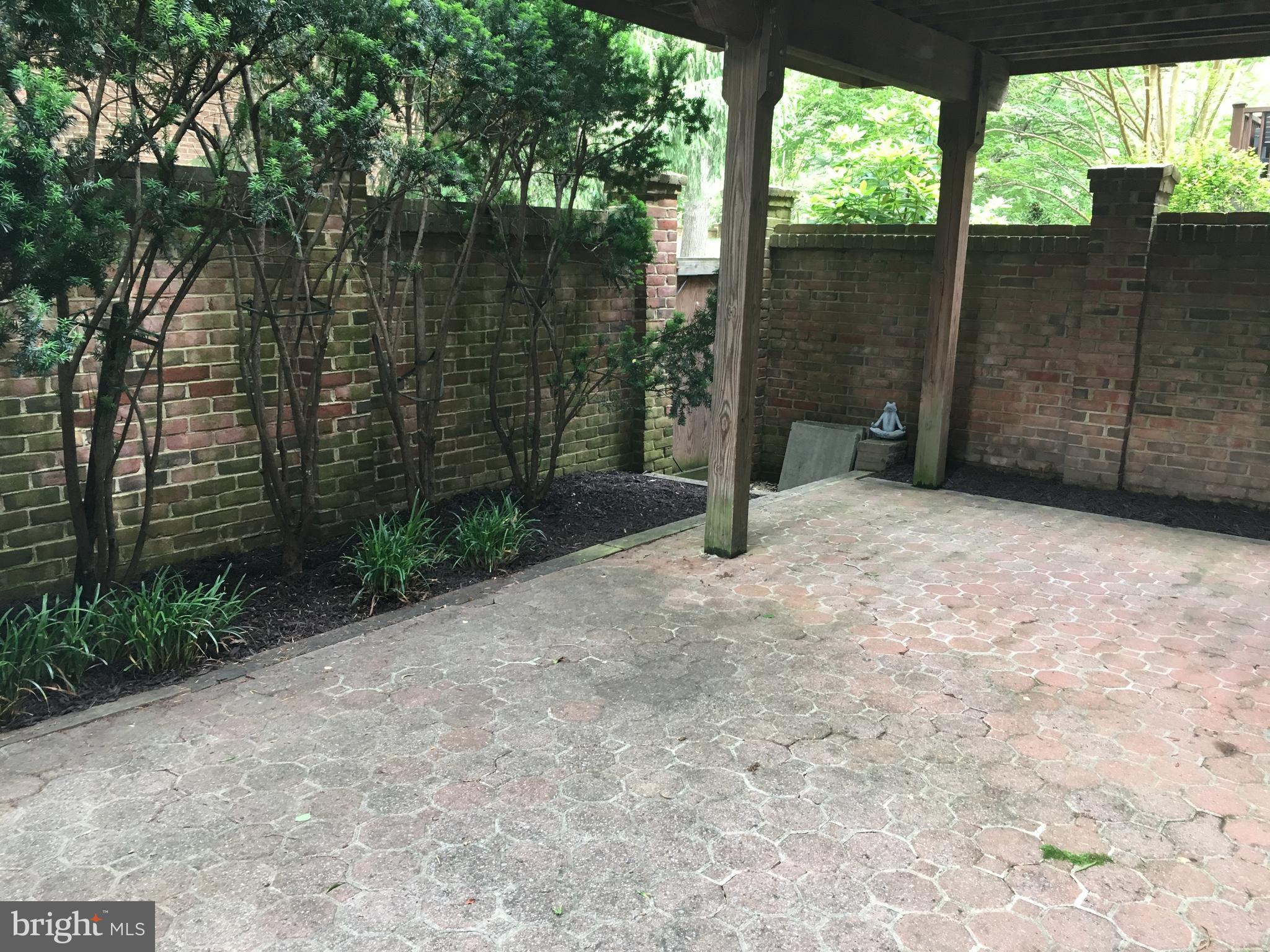 TIMBERLAWN - Residential Lease