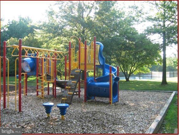 TIMBERLAWN - Residential Lease