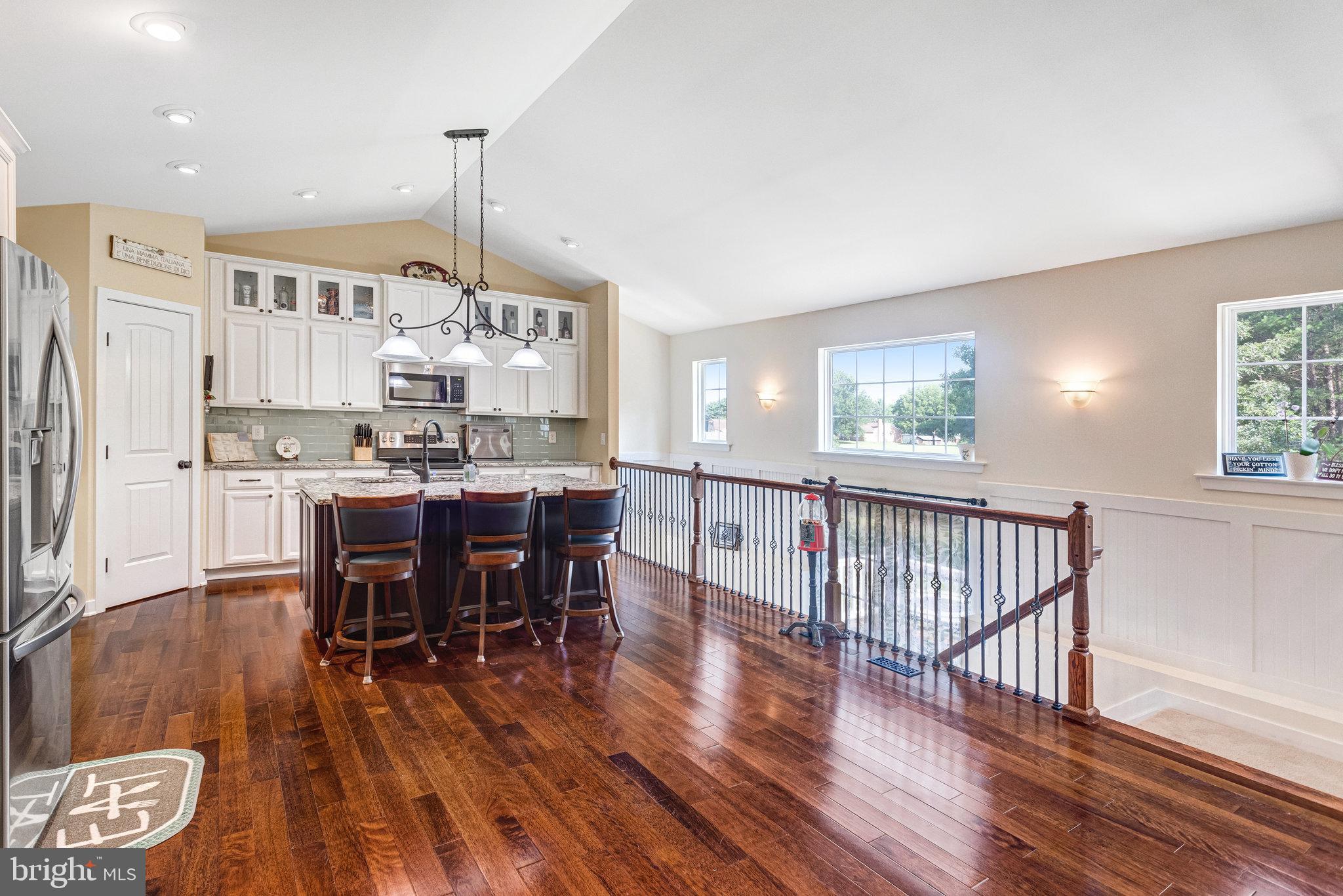 963 WHITE OAK ROAD