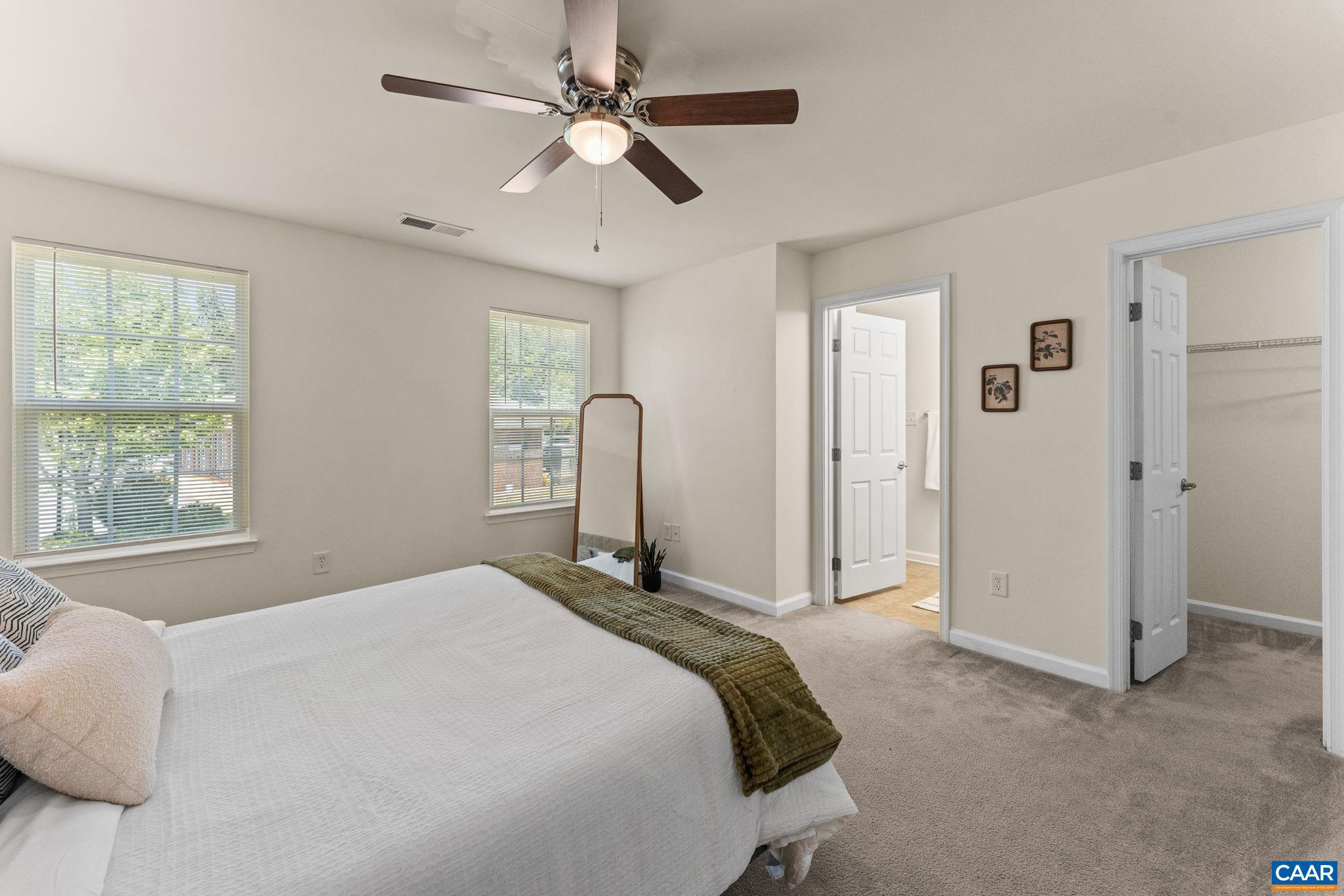 SYCAMORE SQUARE - Residential