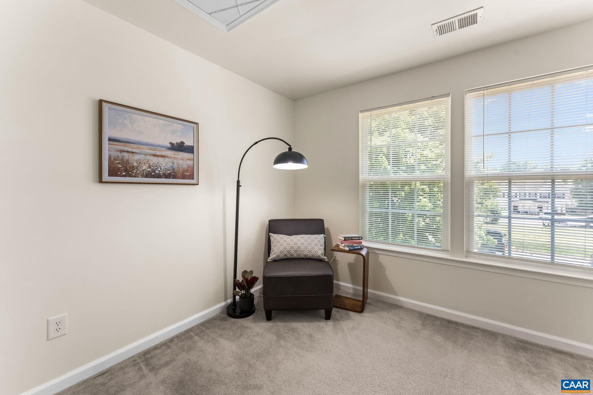 SYCAMORE SQUARE - Residential