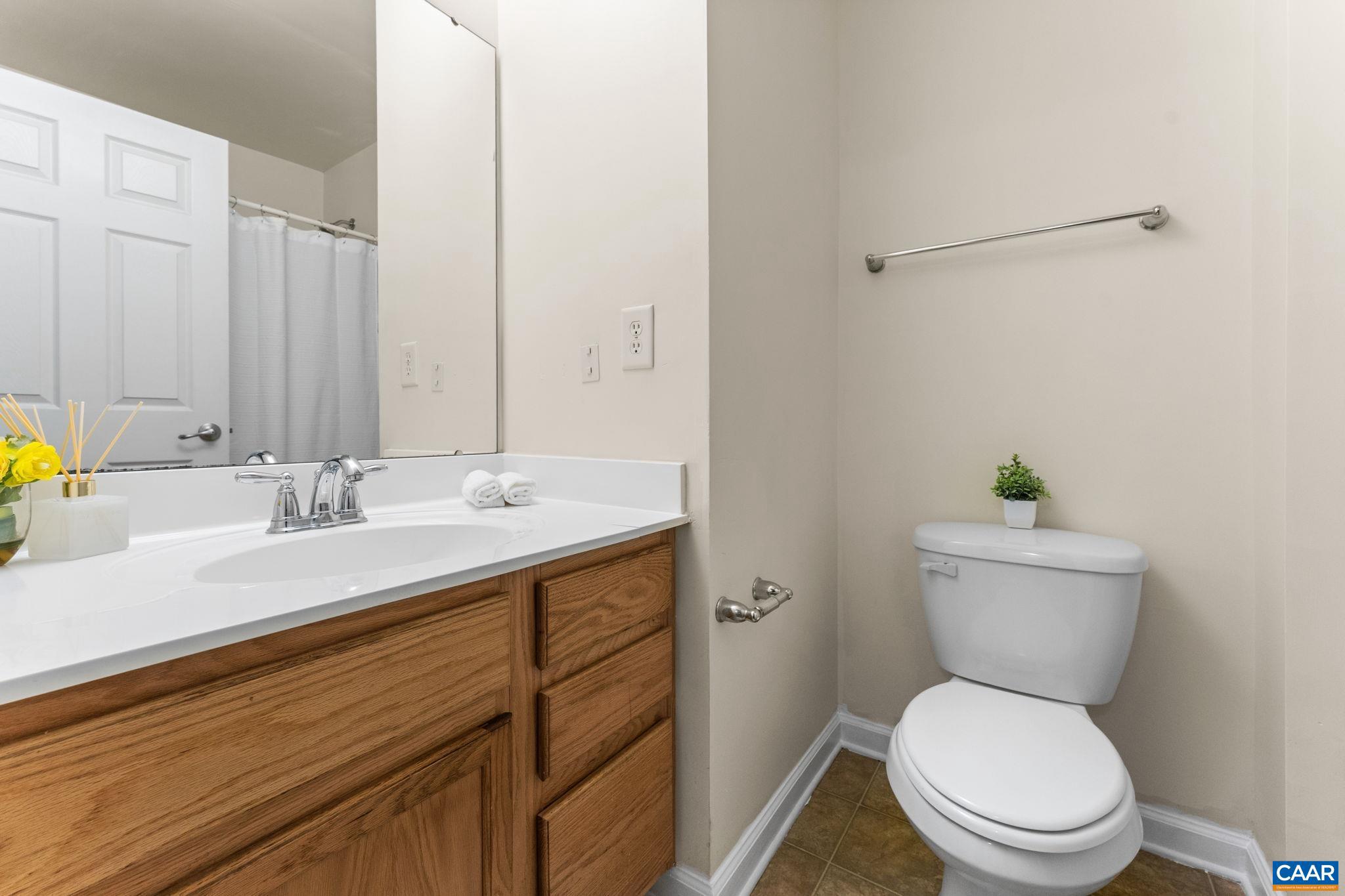 SYCAMORE SQUARE - Residential