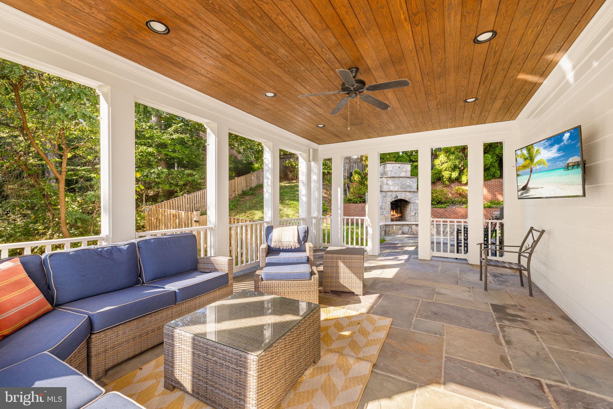 FRANKLIN PARK - Residential