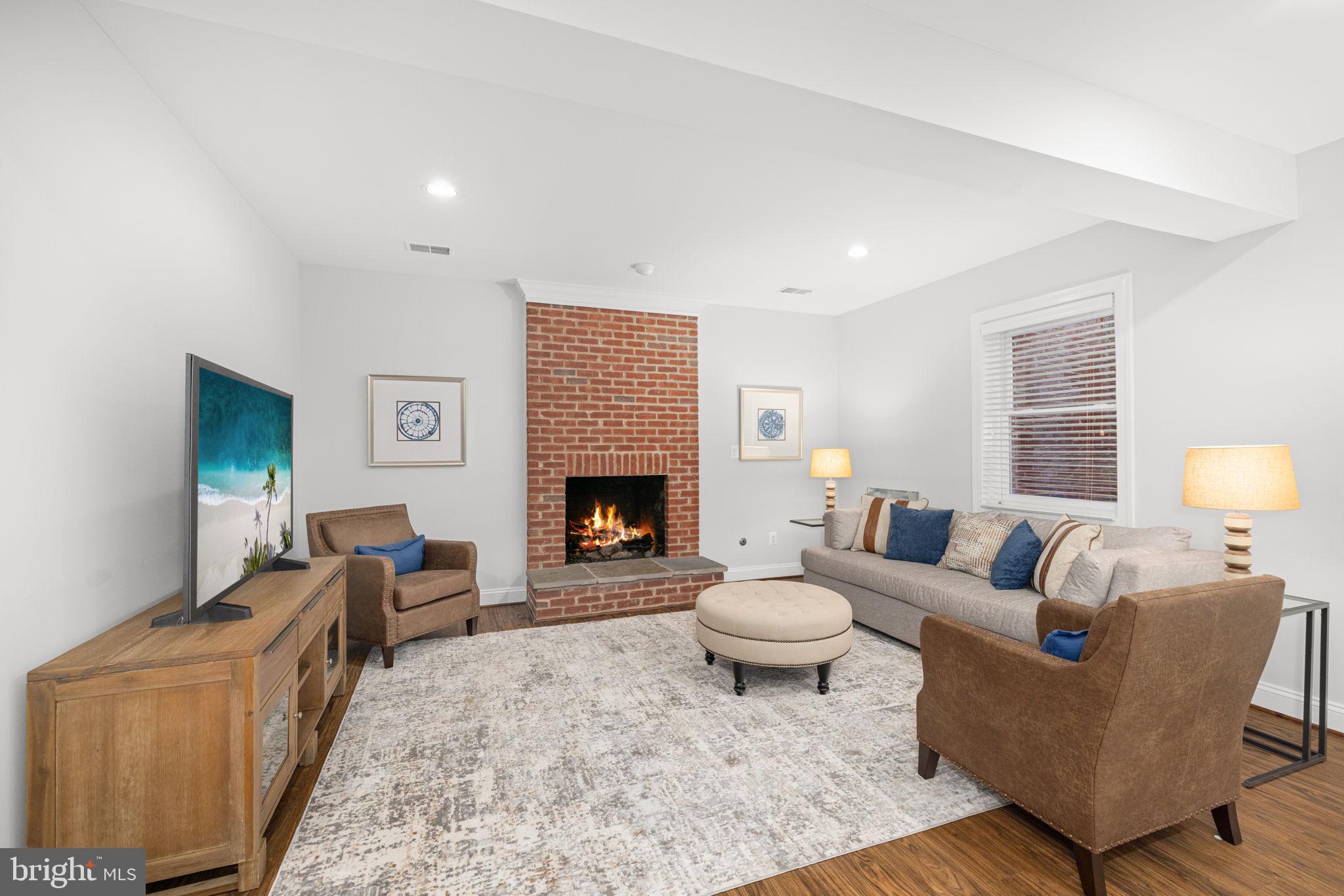 FRANKLIN PARK - Residential