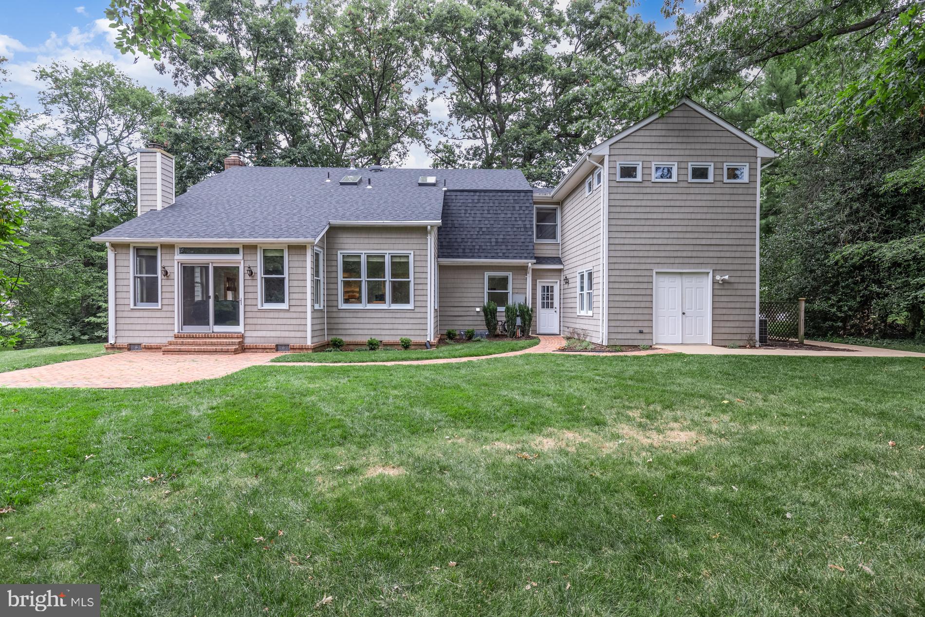 VALEWOOD MANOR - Residential