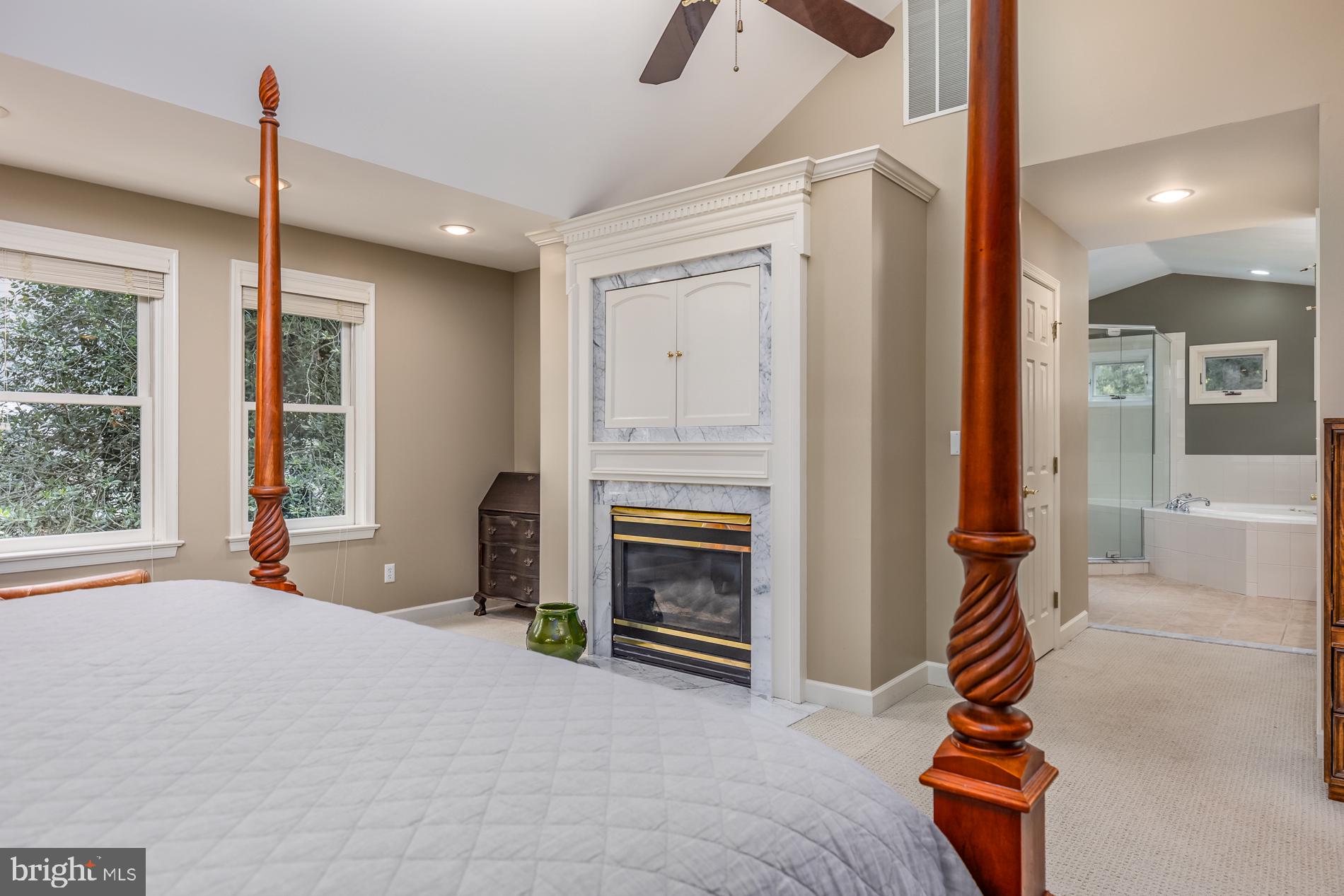 VALEWOOD MANOR - Residential