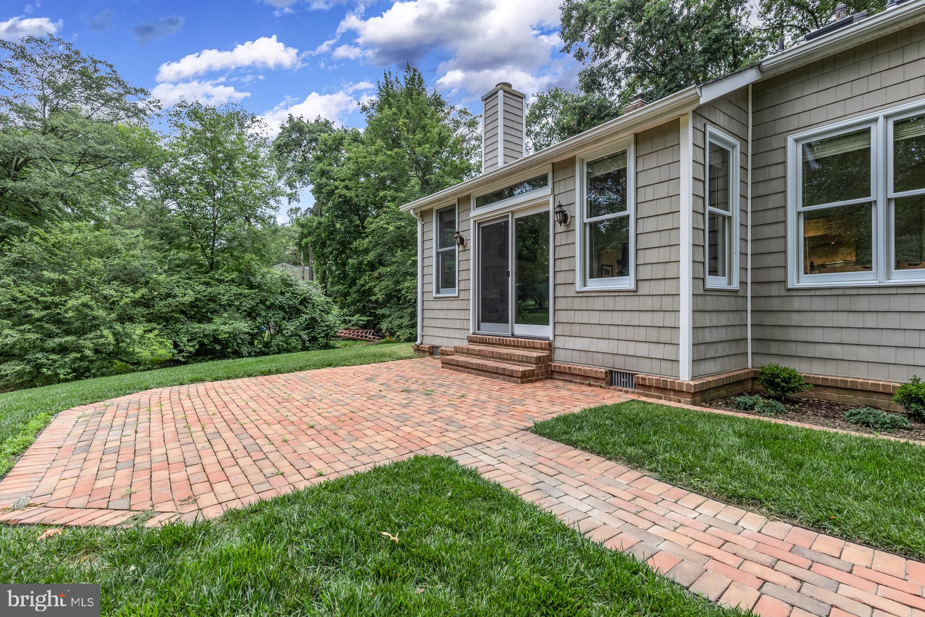 VALEWOOD MANOR - Residential